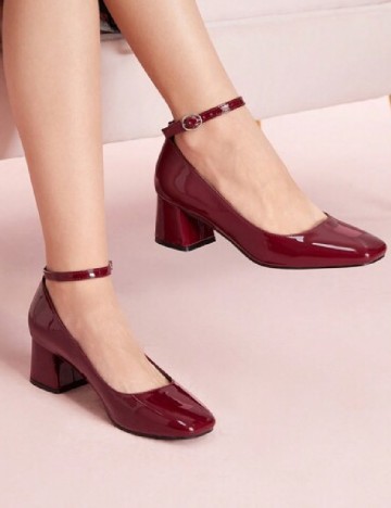 
						Pantofi SHEIN, visiniu