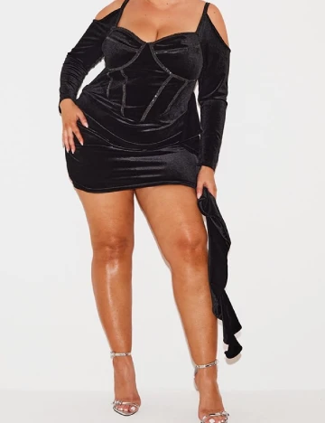 Rochie scurta PRETTYLITTLETHING Plus Size, negru
