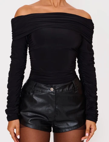 Bluza PRETTYLITTLETHING, negru Negru