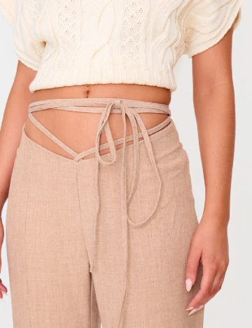 Pantaloni PRETTYLITTLETHING, maro