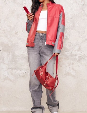 Jacheta PRETTYLITTLETHING, rosu