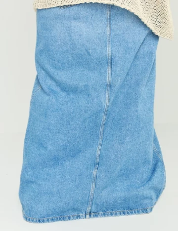 Fusta PRETTYLITTLETHING Plus Size, albastru