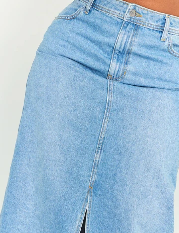 Fusta PRETTYLITTLETHING Plus Size, albastru