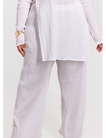 Pantaloni PRETTYLITTLETHING Plus Size, alb