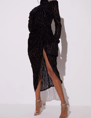 Rochie medie PRETTYLITTLETHING, negru