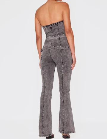 Salopeta PRETTYLITTLETHING, gri