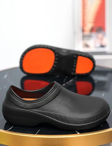 Saboti SHEIN, negru
