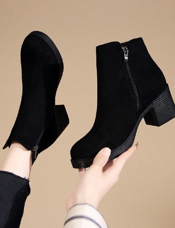 
						Botine SHEIN, negru