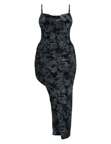 Rochie medie PRETTYLITTLETHING Plus Size, negru