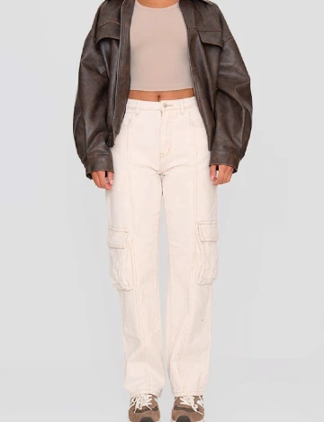 Pantaloni PRETTYLITTLETHING, crem Crem