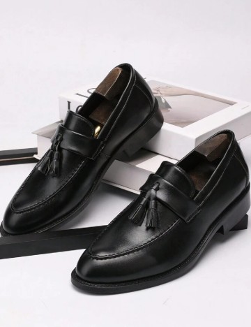Pantofi SHEIN, negru