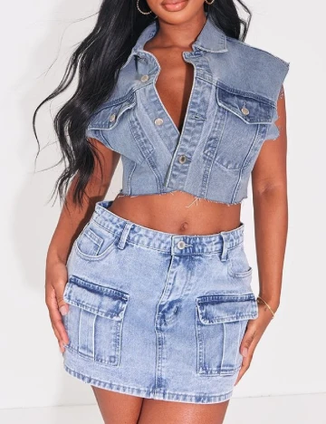 Vesta PRETTYLITTLETHING, albastru