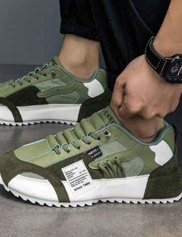 Adidasi SHEIN, verde