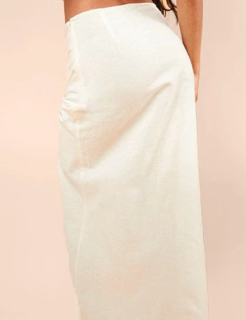 Fusta PRETTYLITTLETHING, crem