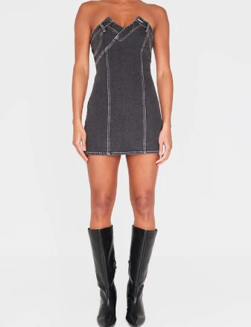 Rochie scurta PRETTYLITTLETHING, gri Gri