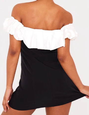 Rochie scurta PRETTYLITTLETHING, negru