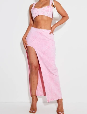 Fusta PRETTYLITTLETHING, roz