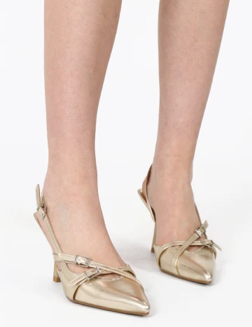 Pantofi SHEIN, auriu Galben