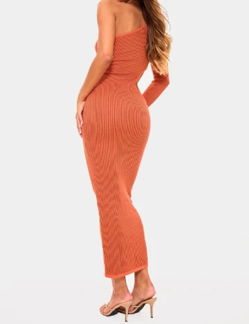 Rochie lunga PRETTYLITTLETHING, portocaliu