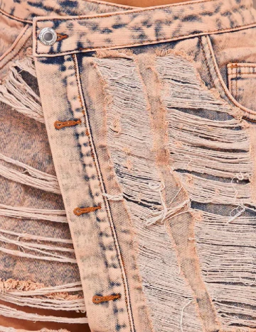 Fusta PrettyLittleThing, roz