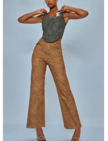 Pantaloni PRETTYLITTLETHING, maro Maro