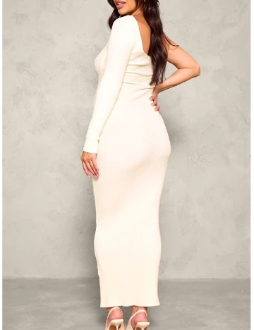 Rochie lunga PRETTYLITTLETHING Maternity, crem