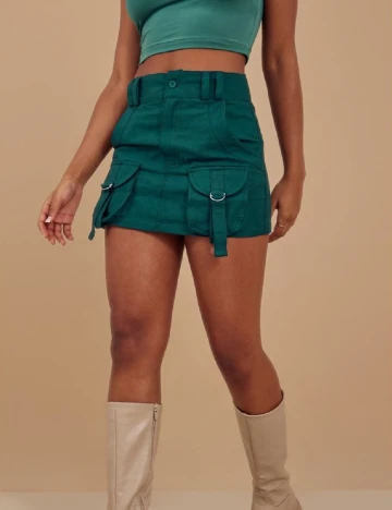 Fusta PrettyLittleThing, verde