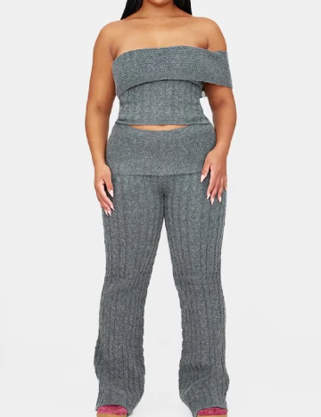 Top PRETTYLITTLETHING Plus Size, gri