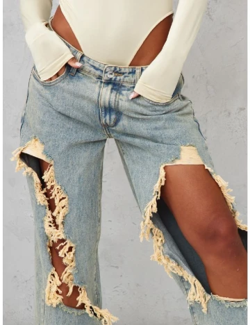 Blugi PRETTYLITTLETHING, albastru