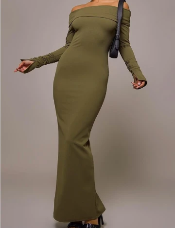 Rochie lunga PRETTYLITTLETHING, verde