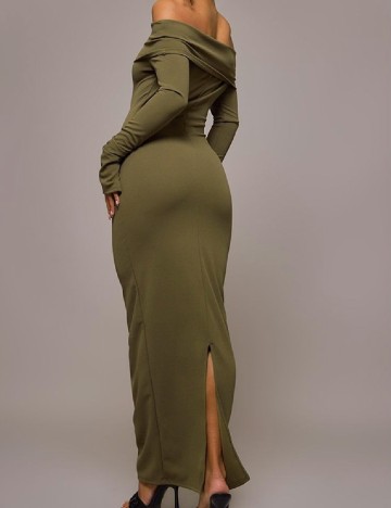 Rochie lunga PRETTYLITTLETHING, verde