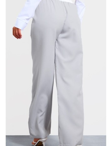 Pantaloni PRETTYLITTLETHING, gri