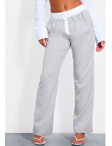 Pantaloni PRETTYLITTLETHING, gri