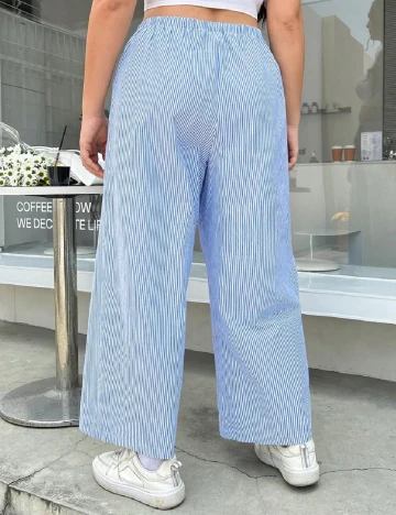 Pantaloni SHEIN CURVE, albastru/alb Albastru