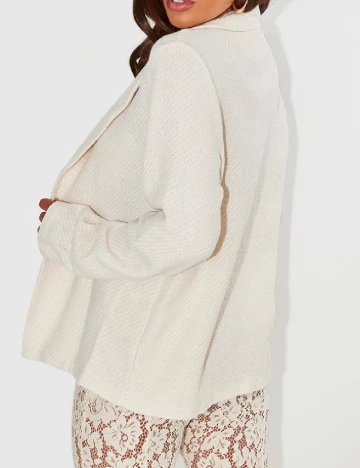 Blazer PRETTYLITTLETHING, ecru