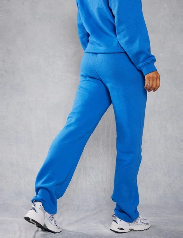 Pantaloni PRETTYLITTLETHING, albastru