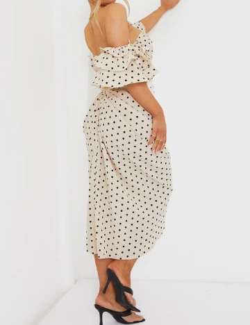 Rochie medie PRETTYLITTLETHING, crem