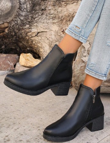 
						Botine SHEIN, negru