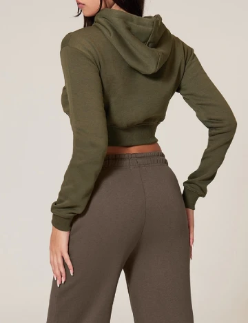 Hanorac PRETTYLITTLETHING, verde