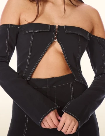 Top PRETTYLITTLETHING, negru