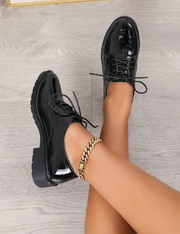 Pantofi SHEIN, negru
