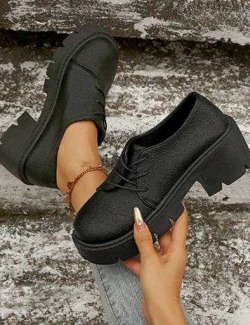 Pantofi SHEIN, negru Negru