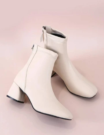 Botine SHEIN, crem