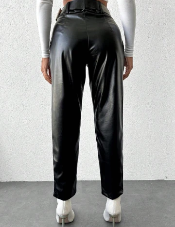 Pantaloni SHEIN, negru