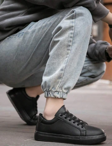 Adidasi SHEIN, negru
