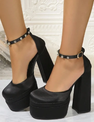 Pantofi SHEIN, negru
