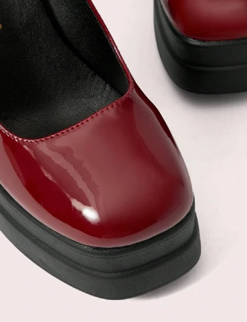 Pantofi SHEIN, visiniu