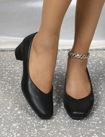 Pantofi SHEIN, negru