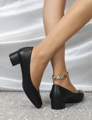 Pantofi SHEIN, negru