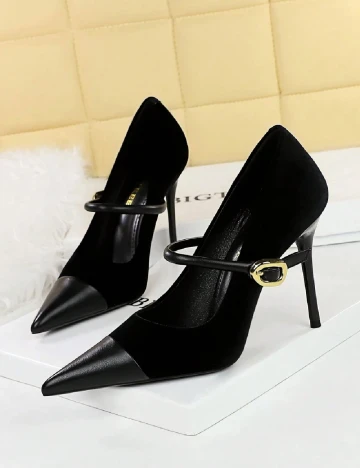 Pantofi SHEIN, negru